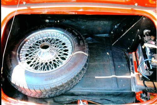 1962_austin_healey_bt7_tricarb_02