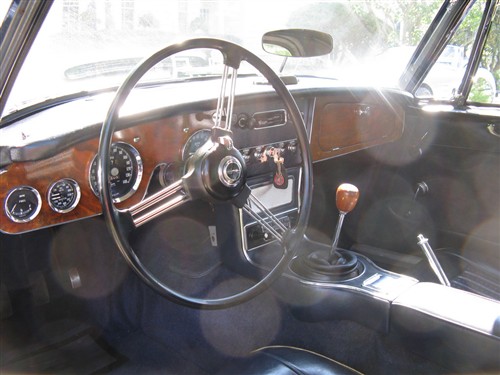 1967_austin_healey_bj8_04